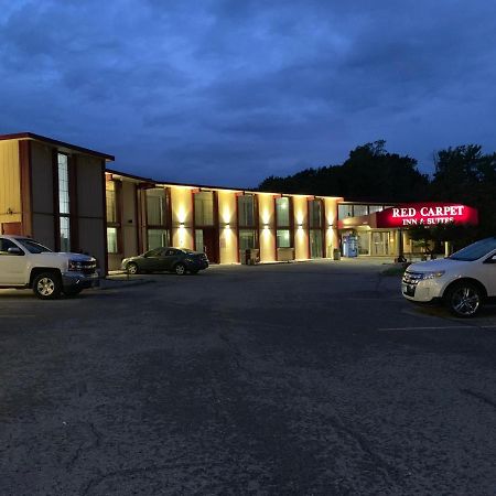 Red Carpet Inn & Suites Ebensburg ภายนอก รูปภาพ