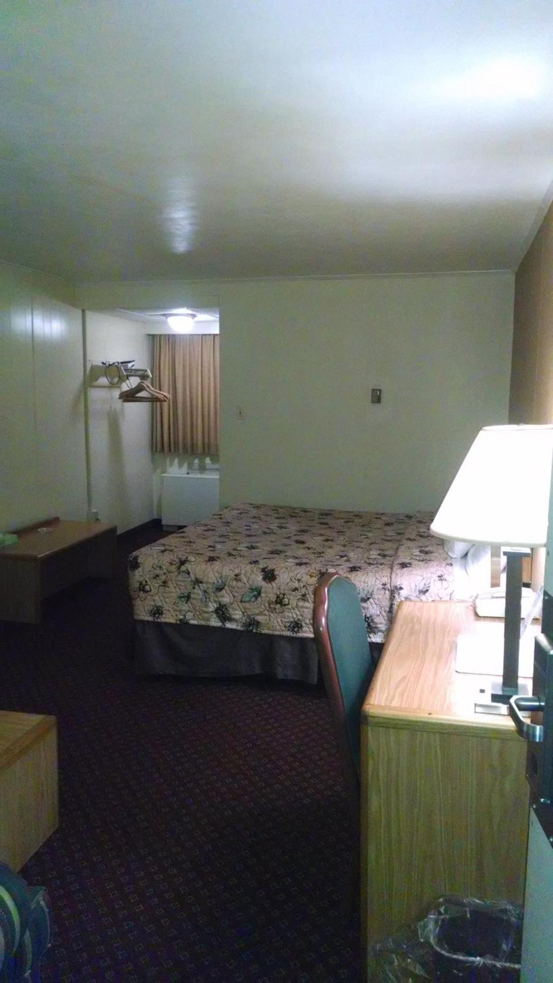 Red Carpet Inn & Suites Ebensburg ห้อง รูปภาพ