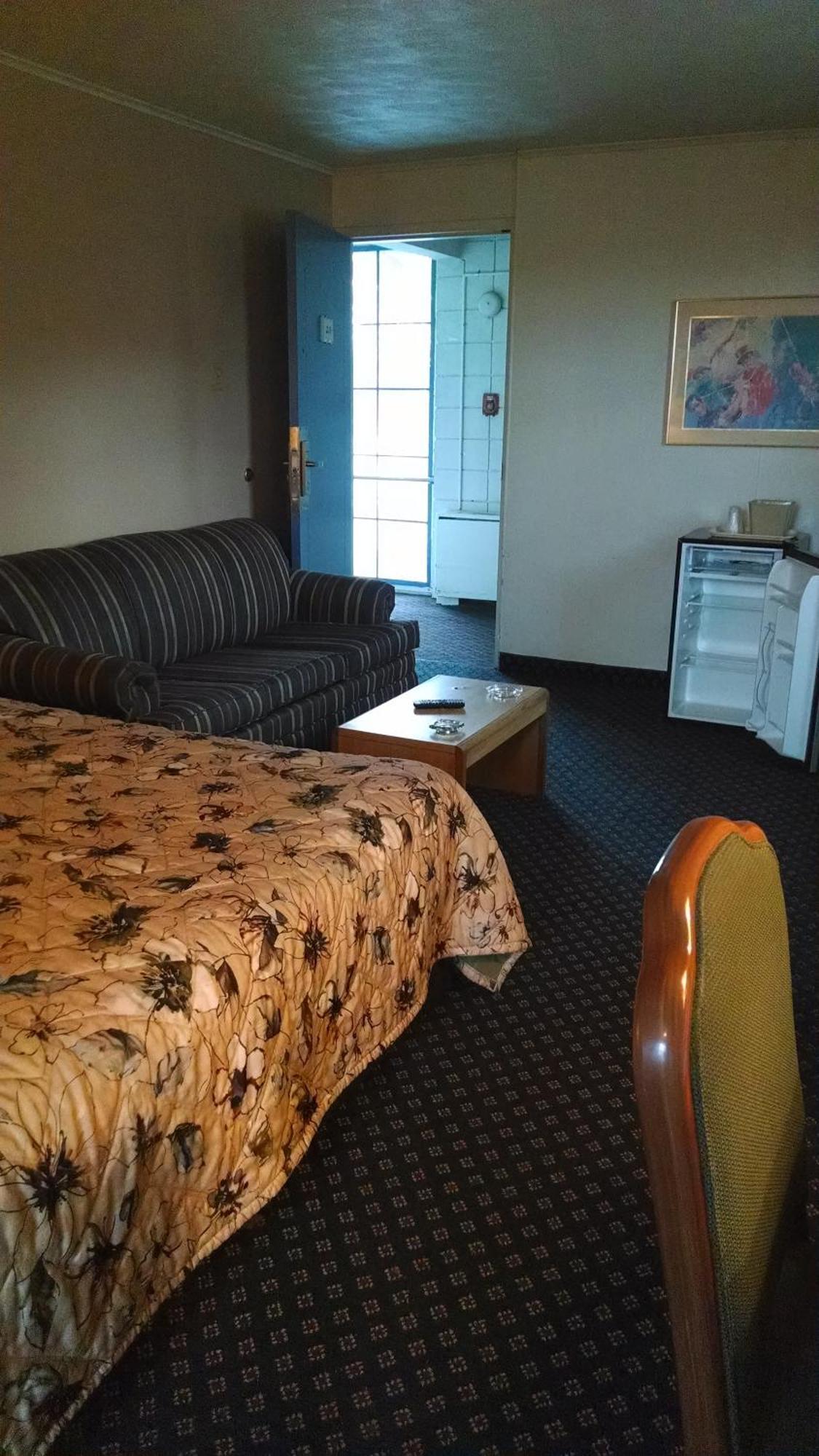 Red Carpet Inn & Suites Ebensburg ห้อง รูปภาพ