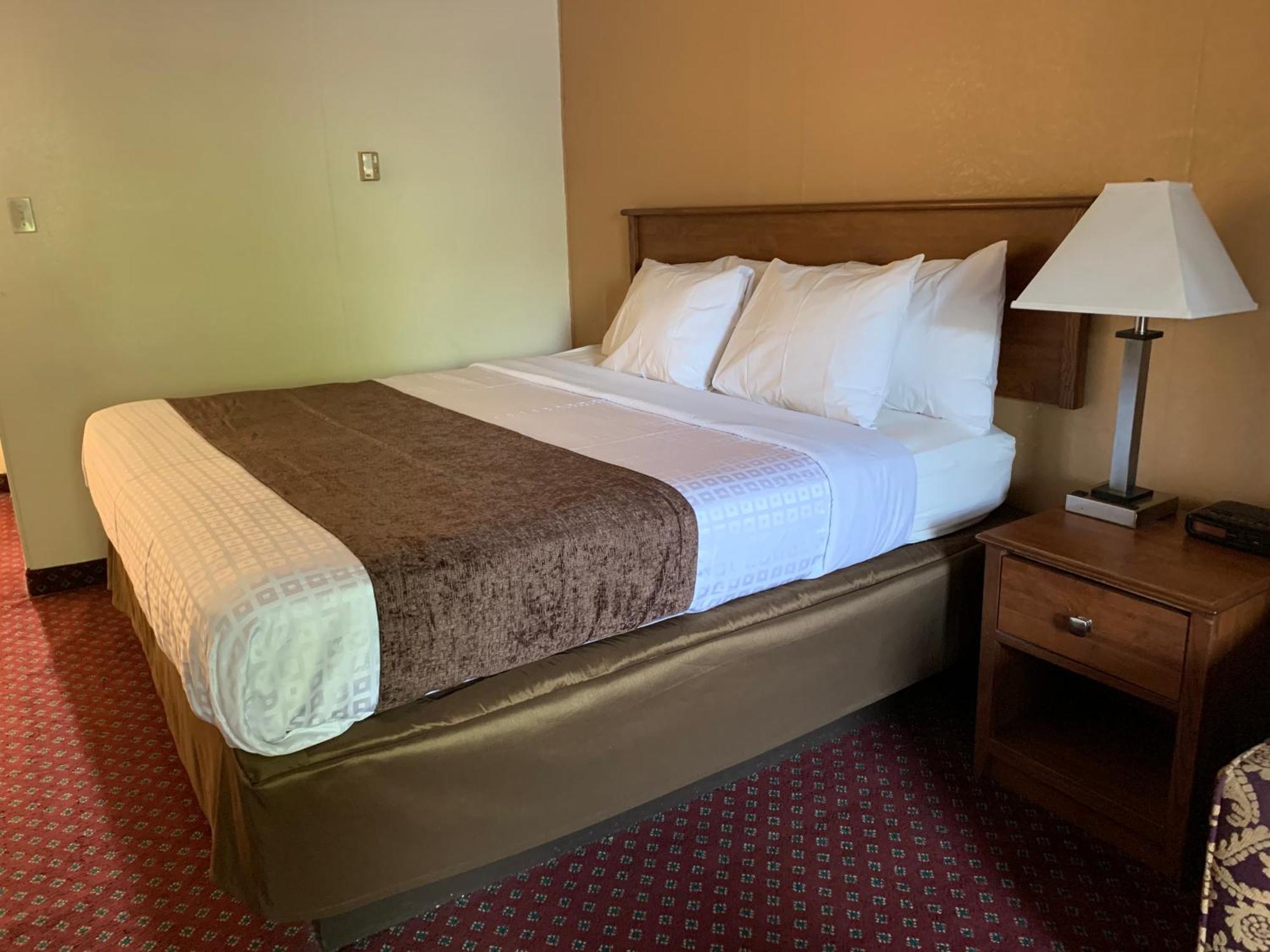 Red Carpet Inn & Suites Ebensburg ห้อง รูปภาพ